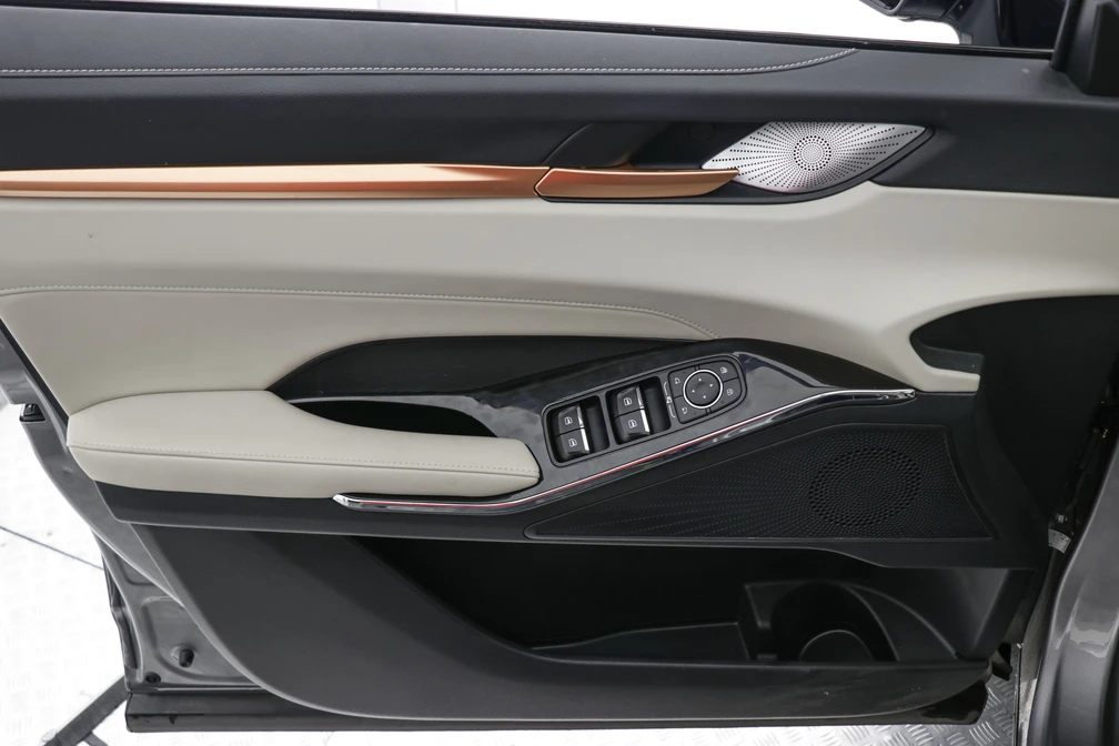 خرید و فروش هاوال H6 HEV اتوماتیک مدل 2025 نقد و اقساط خرید و فروش هاوال H6 HEV اتوماتیک مدل 2025 نقد و اقساط