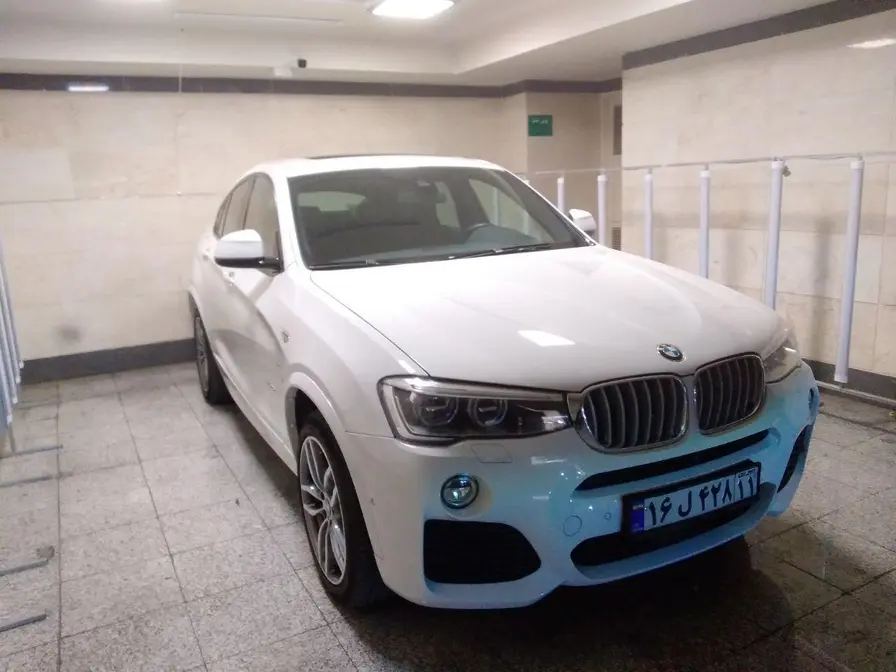خرید و فروش ب ام و X4 28 - فول مدل 2015 نقد و اقساط خرید و فروش ب ام و X4 28 - فول مدل 2015 نقد و اقساط