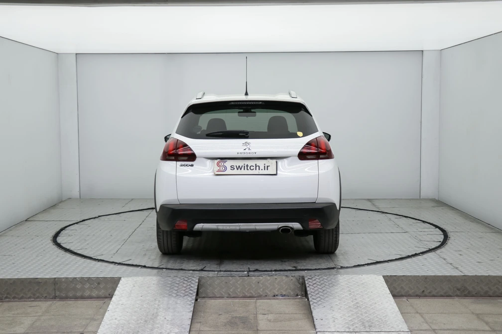 خرید و فروش پژو 2008 اتوماتیک مدل 1397 نقد و اقساط