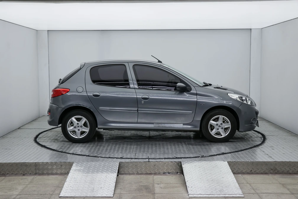 خرید و فروش پژو 207 اتوماتیک مدل 1399 نقد و اقساط