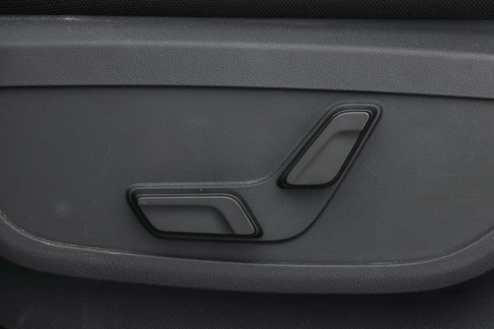 خرید و فروش کیا EV5 فول مدل 2025 نقد و اقساط خرید و فروش کیا EV5 فول مدل 2025 نقد و اقساط