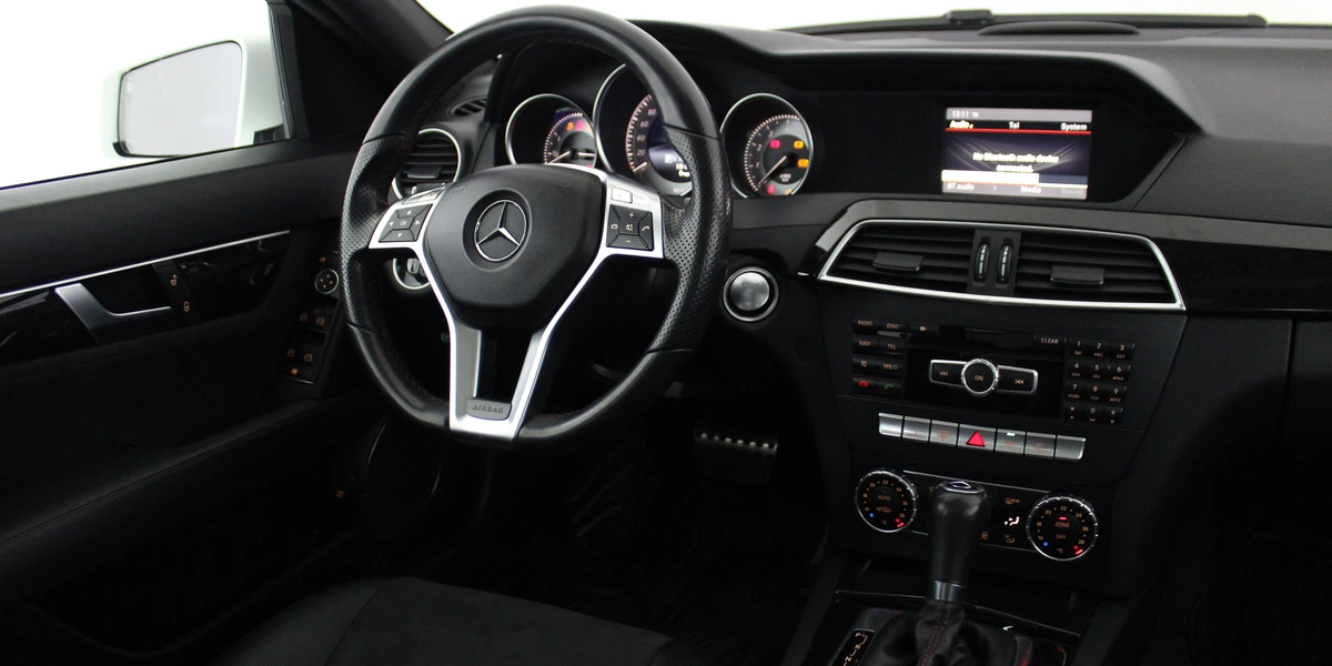 خرید و فروش بنز کلاس C C200  W205 - فول  مدل 2014 نقد و اقساط