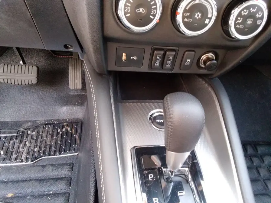 خرید و فروش میتسوبیشی ASX تیپ 4 (فول) مدل 2018 نقد و اقساط خرید و فروش میتسوبیشی ASX تیپ 4 (فول) مدل 2018 نقد و اقساط