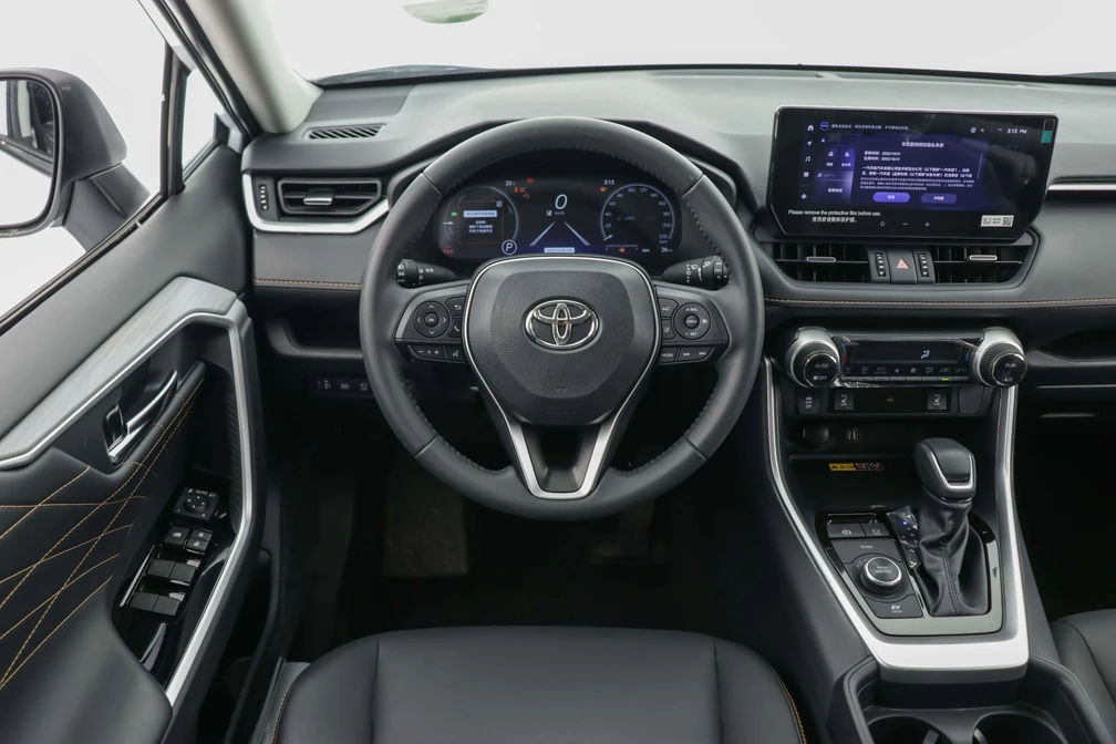 خرید و فروش تویوتا راوفور هیبرید دو دیفرانسیل - فول مدل 2025 نقد و اقساط خرید و فروش تویوتا راوفور هیبرید دو دیفرانسیل - فول مدل 2025 نقد و اقساط