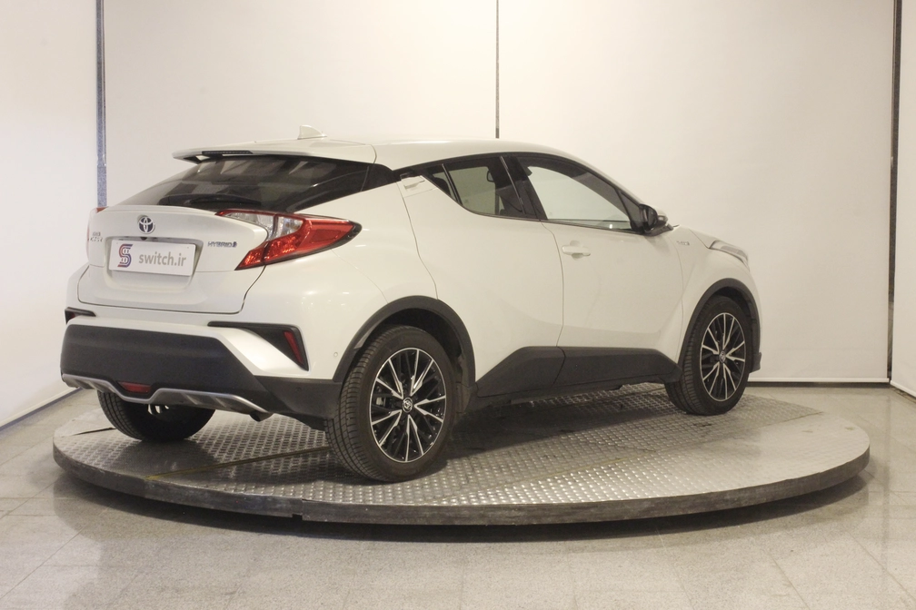 خرید و فروش تویوتا CHR هیبرید آیکان مدل 2018 نقد و اقساط خرید و فروش تویوتا CHR هیبرید آیکان مدل 2018 نقد و اقساط