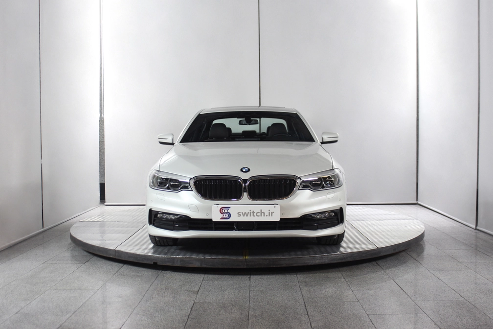خرید و فروش ب ام و سری 5 530i - پرفکشن مدل 2018 نقد و اقساط خرید و فروش ب ام و سری 5 530i - پرفکشن مدل 2018 نقد و اقساط