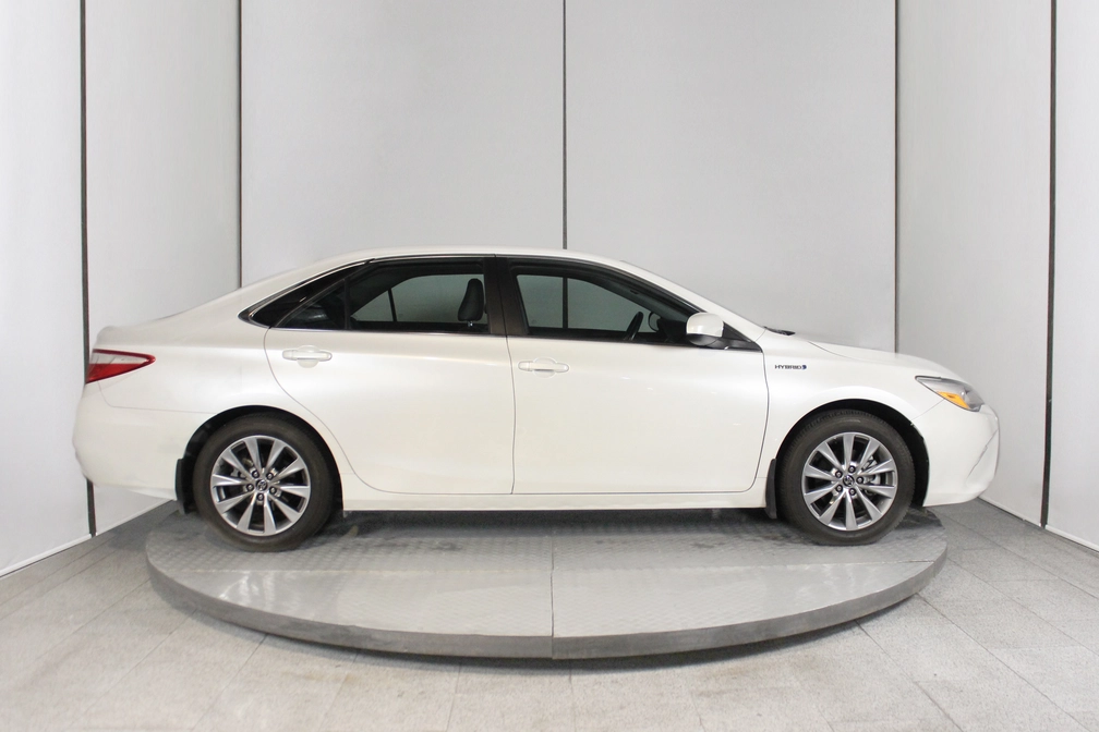 خرید و فروش تویوتا کمری هیبرید XLE - سفارش آمریکا مدل 2016 نقد و اقساط