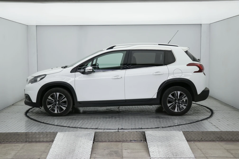 خرید و فروش پژو 2008 اتوماتیک مدل 1397 نقد و اقساط