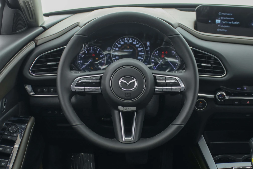 خرید و فروش مزدا CX-30 فول مدل 2024 نقد و اقساط