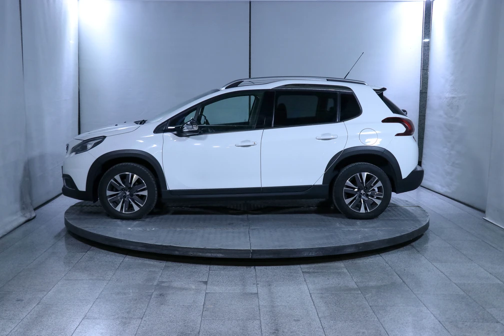 خرید و فروش پژو 2008 اتوماتیک مدل 1398 نقد و اقساط