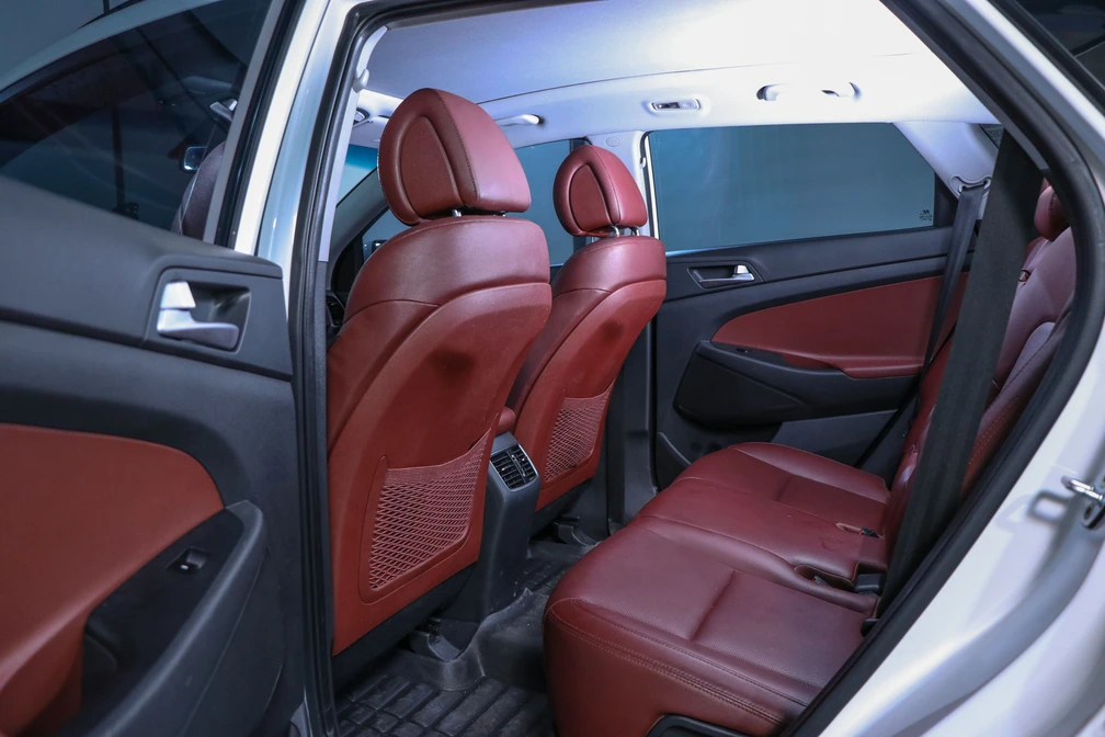 خرید و فروش هیوندای توسان (ix35) TL - دو دیفرانسیل - فول - تک رادار مدل 2017 نقد و اقساط خرید و فروش هیوندای توسان (ix35) TL - دو دیفرانسیل - فول - تک رادار مدل 2017 نقد و اقساط