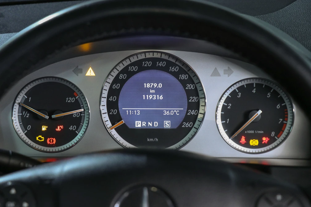 خرید و فروش بنز کلاس C 200 - فول مدل 2008 نقد و اقساط