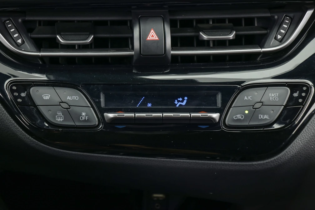 خرید و فروش تویوتا CHR هیبرید لانژ مدل 2017 نقد و اقساط