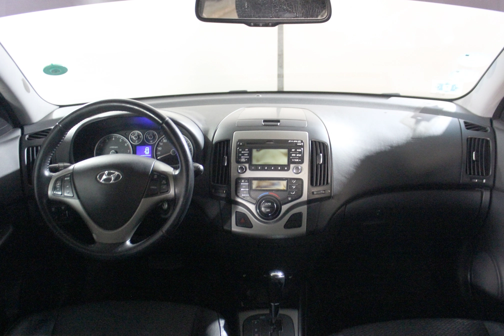 خرید و فروش هیوندای i30 FD - فول مدل 2010 نقد و اقساط