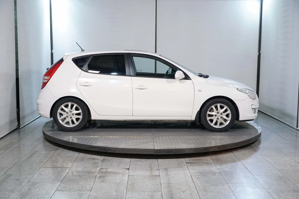 خرید و فروش هیوندای i30 FD - فول مدل 2010 نقد و اقساط
