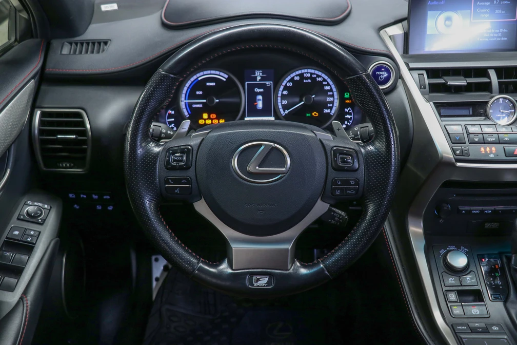 خرید و فروش لکسوس NX هیبرید 300H - F SPORT - هفت کلید - سقف پاناروما مدل 2017 نقد و اقساط