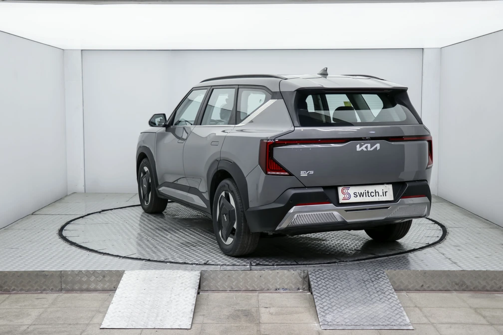 خرید و فروش کیا EV5 فول مدل 2025 نقد و اقساط خرید و فروش کیا EV5 فول مدل 2025 نقد و اقساط