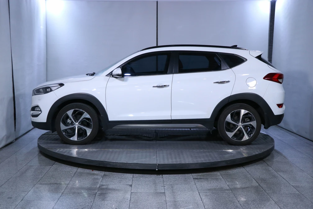 خرید و فروش هیوندای توسان (ix35) TL - دو دیفرانسیل - فول - تک رادار مدل 2017 نقد و اقساط خرید و فروش هیوندای توسان (ix35) TL - دو دیفرانسیل - فول - تک رادار مدل 2017 نقد و اقساط