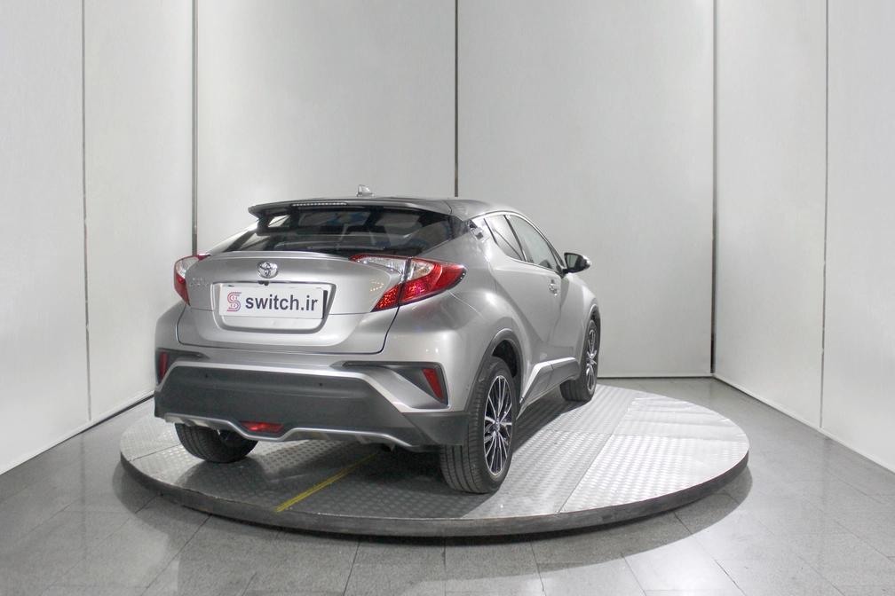 خرید و فروش تویوتا CHR هیبرید استایل مدل 2018 نقد و اقساط