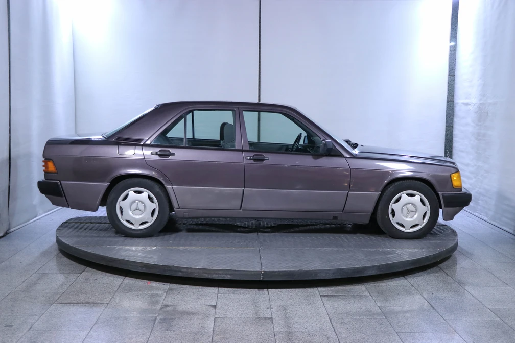 خرید و فروش بنز 190E دنده ای مدل 1991 نقد و اقساط