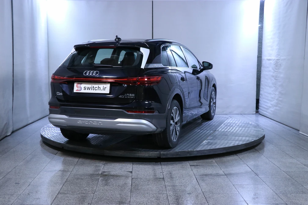 خرید و فروش آئودی q5etron سیلور پکیج - لو آپشن مدل 2024 نقد و اقساط خرید و فروش آئودی q5etron سیلور پکیج - لو آپشن مدل 2024 نقد و اقساط