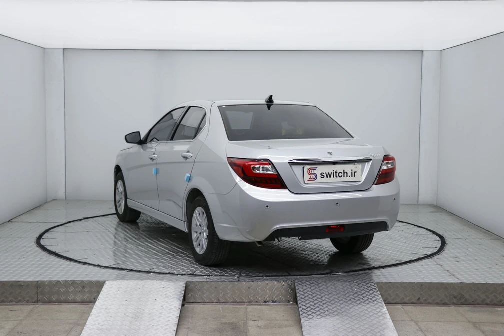 خرید و فروش ایران خودرو دنا پلاس 6 دنده مدل 1404 نقد و اقساط