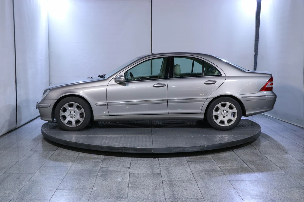 خرید و فروش بنز کلاس C 200 مدل 2006 نقد و اقساط