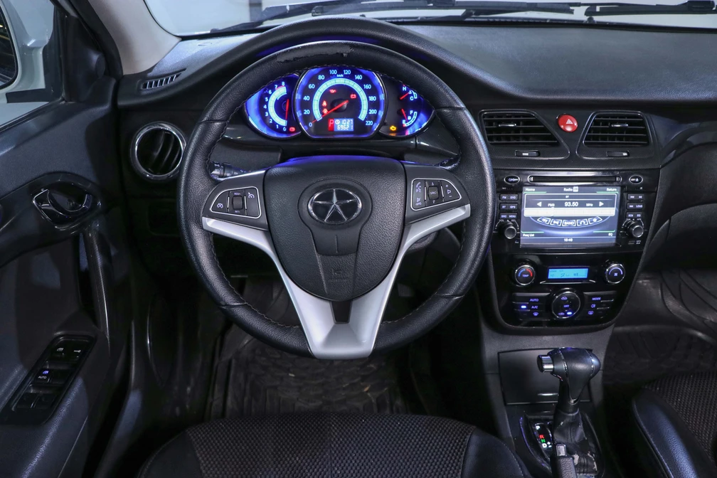 خرید و فروش جک J5 1800 - اتوماتیک مدل 1394 نقد و اقساط خرید و فروش جک J5 1800 - اتوماتیک مدل 1394 نقد و اقساط