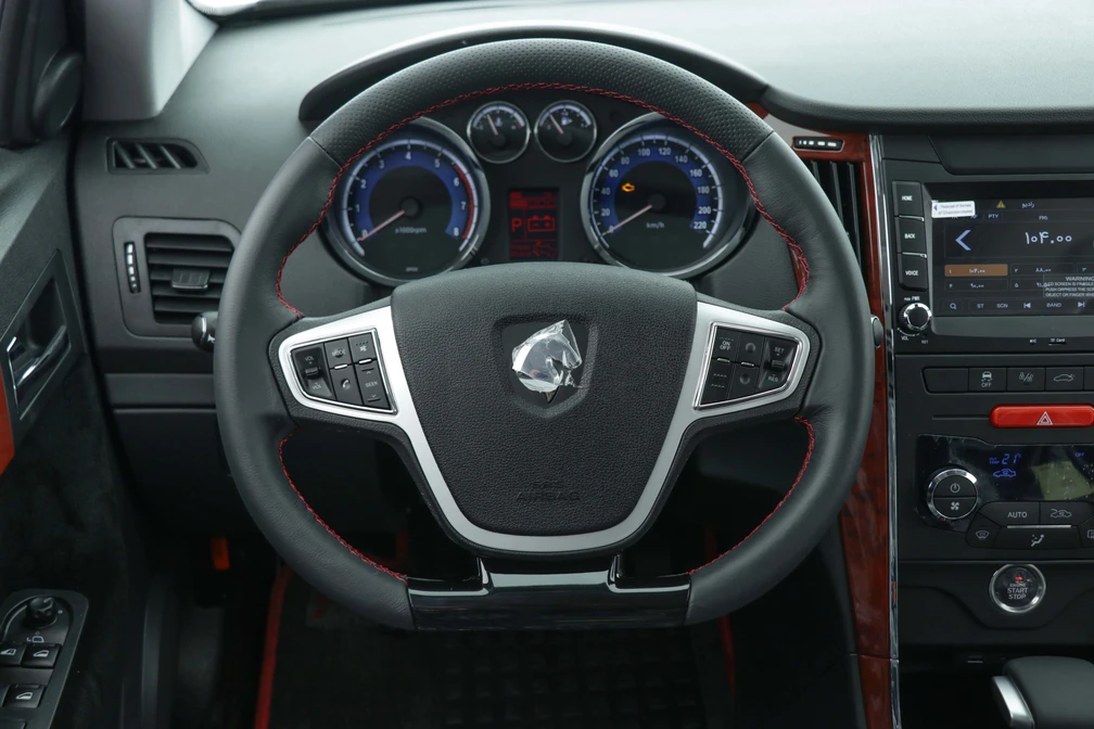 خرید و فروش ایران خودرو دنا پلاس توربو اتوماتیک آپشنال مدل 1404 نقد و اقساط خرید و فروش ایران خودرو دنا پلاس توربو اتوماتیک آپشنال مدل 1404 نقد و اقساط