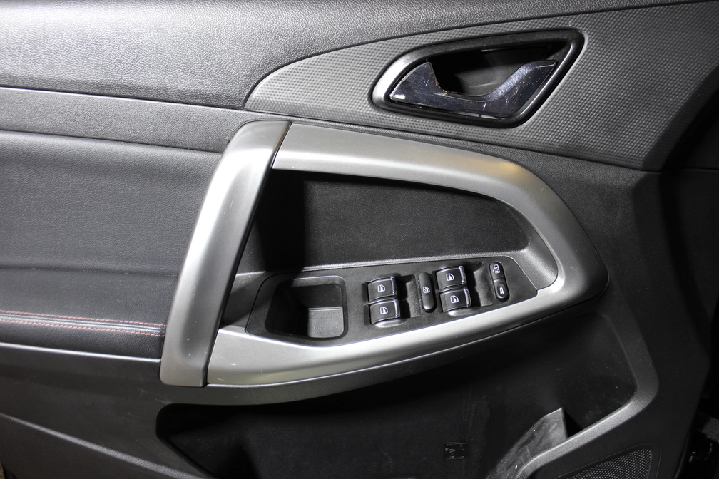 خرید و فروش چری تیگو 5 اکسنت مدل 1396 نقد و اقساط