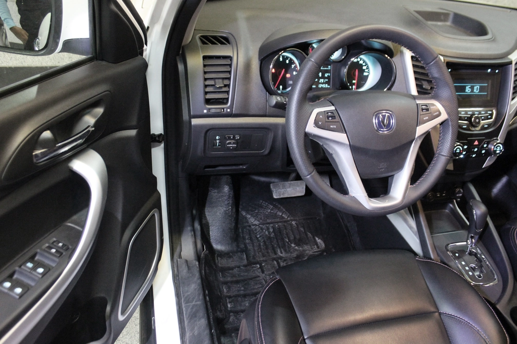 خرید و فروش چانگان CS35 مونتاژ اتوماتیک مدل 1395 نقد و اقساط