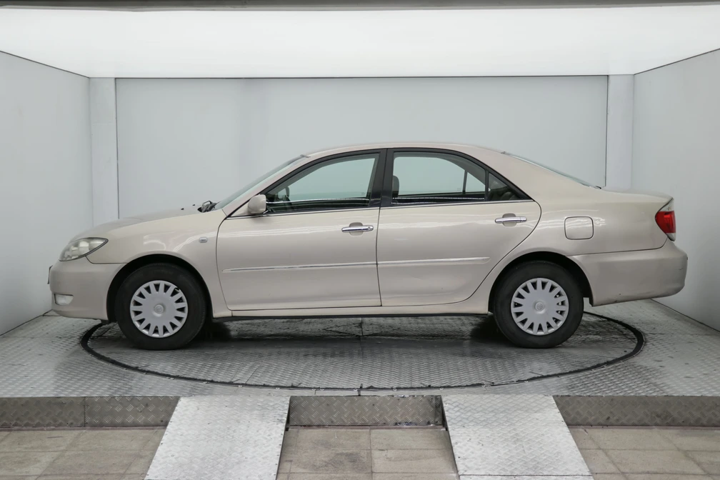 خرید و فروش تویوتا کمری گرند دنده ای مدل 2006 نقد و اقساط