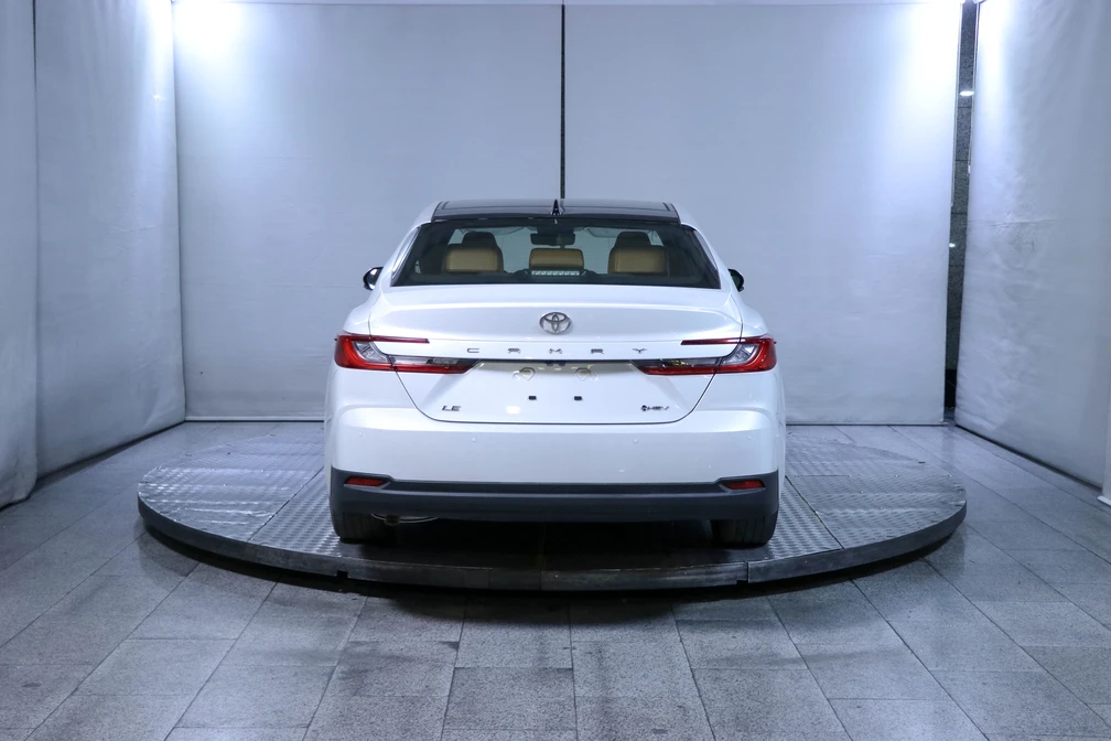 خرید و فروش تویوتا کمری هیبرید LE - فول مدل 2025 نقد و اقساط خرید و فروش تویوتا کمری هیبرید LE - فول مدل 2025 نقد و اقساط