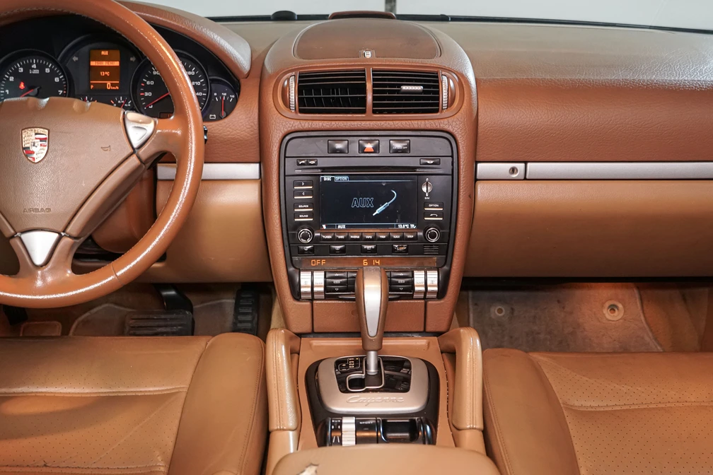 خرید و فروش پورشه کاین شش سیلندر مدل 2010 نقد و اقساط