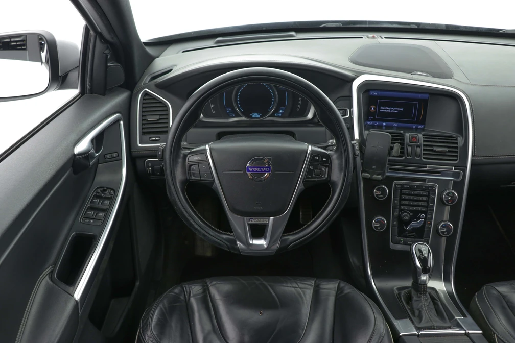 خرید و فروش ولوو XC60 R دیزاین مدل 2014 نقد و اقساط