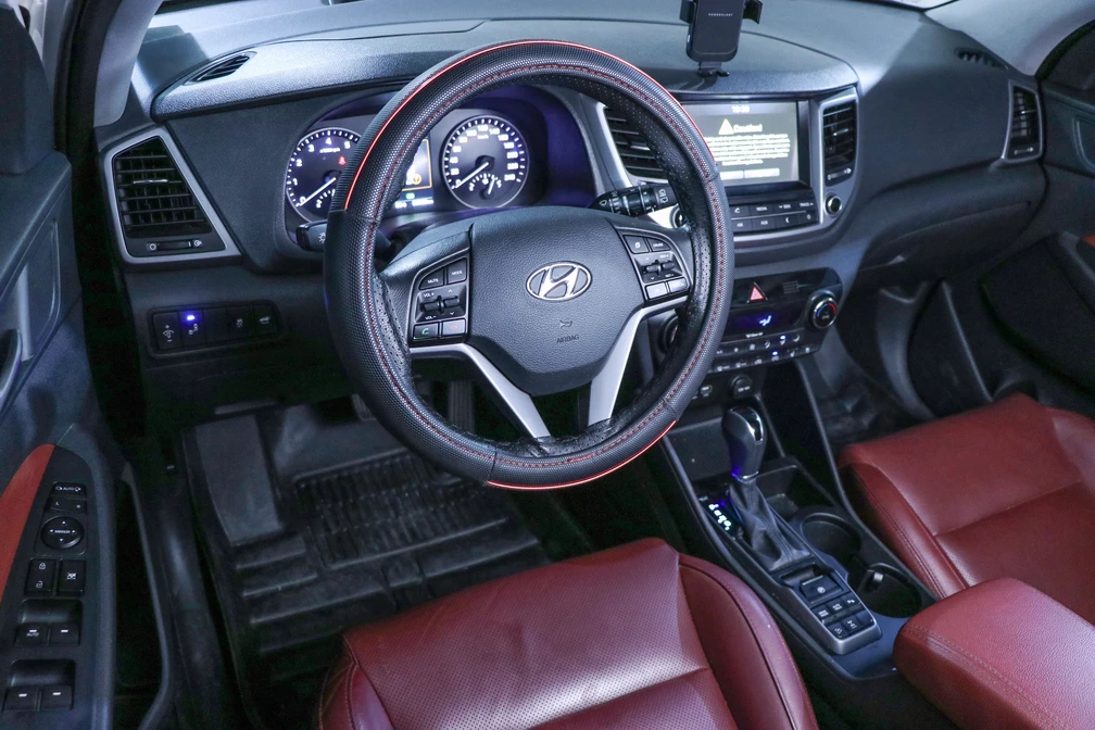 خرید و فروش هیوندای توسان (ix35) TL - دو دیفرانسیل - فول - تک رادار مدل 2017 نقد و اقساط خرید و فروش هیوندای توسان (ix35) TL - دو دیفرانسیل - فول - تک رادار مدل 2017 نقد و اقساط