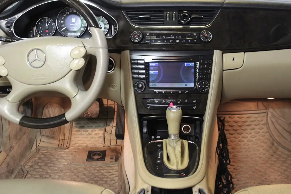 خرید و فروش بنز کلاس CLS 350 - فول مدل 2006 نقد و اقساط