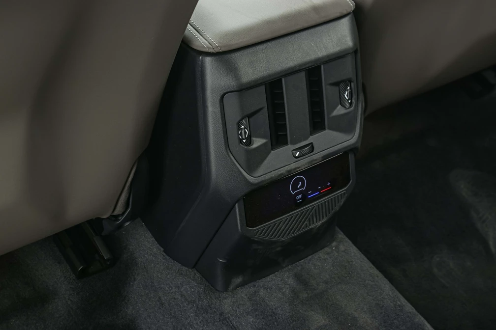 خرید و فروش ب ام و X3 xDrive 25L مدل 2026 نقد و اقساط خرید و فروش ب ام و X3 xDrive 25L مدل 2026 نقد و اقساط