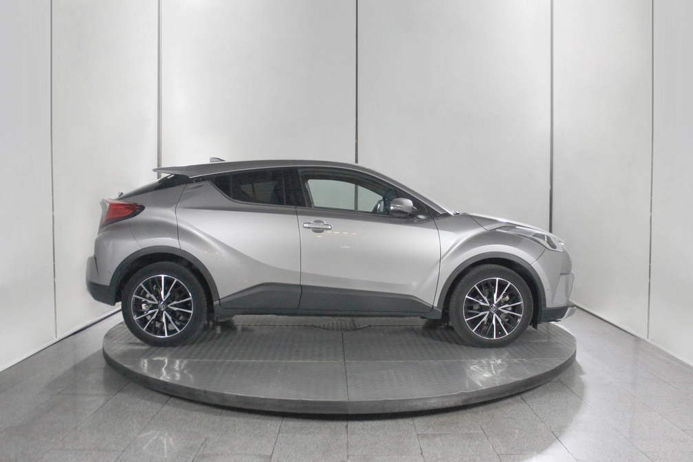 خرید و فروش تویوتا CHR هیبرید استایل مدل 2018 نقد و اقساط