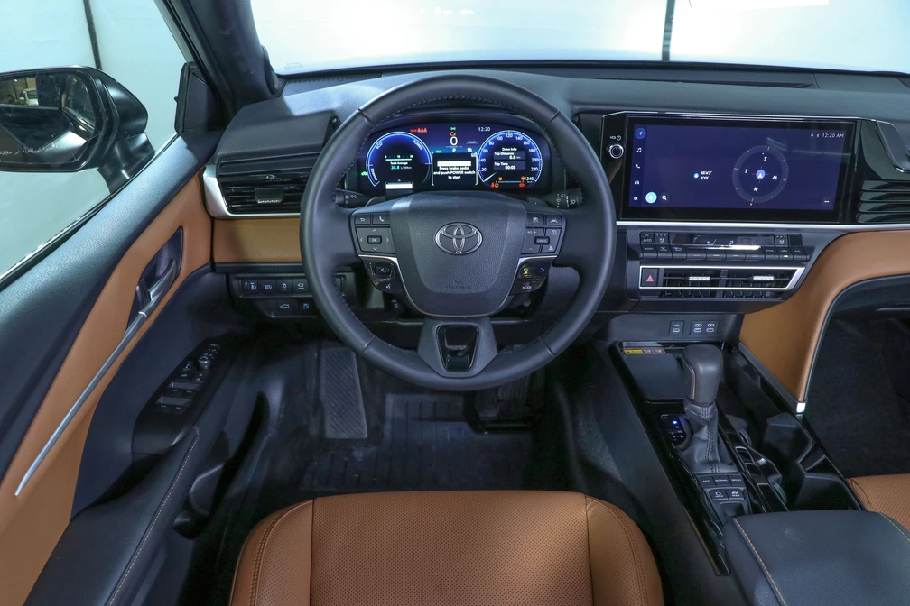 خرید و فروش تویوتا کمری هیبرید LE - فول مدل 2025 نقد و اقساط خرید و فروش تویوتا کمری هیبرید LE - فول مدل 2025 نقد و اقساط