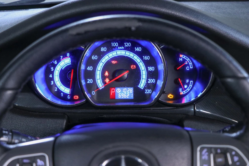 خرید و فروش جک J5 1800 - اتوماتیک مدل 1394 نقد و اقساط خرید و فروش جک J5 1800 - اتوماتیک مدل 1394 نقد و اقساط