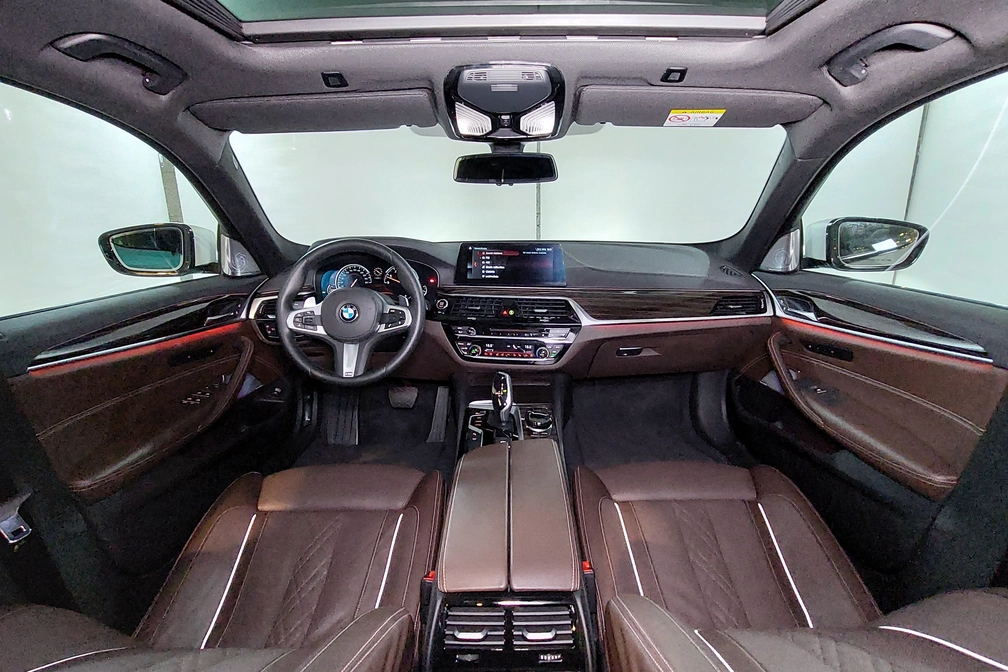 خرید و فروش ب ام و سری 5 530i - پرفکشن مدل 2018 نقد و اقساط خرید و فروش ب ام و سری 5 530i - پرفکشن مدل 2018 نقد و اقساط