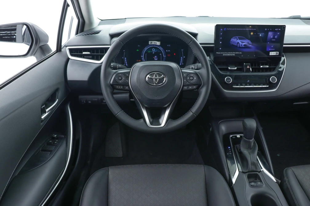 خرید و فروش تویوتا کرولا هیبرید XLE - نیمه فول مدل 2024 نقد و اقساط