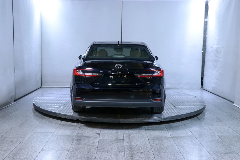 خرید و فروش تویوتا کمری هیبرید LE - فول مدل 2025 نقد و اقساط خرید و فروش تویوتا کمری هیبرید LE - فول مدل 2025 نقد و اقساط