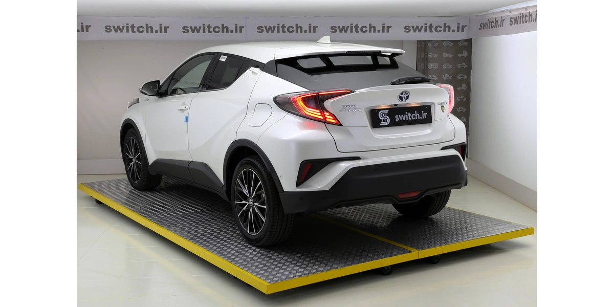 خرید و فروش تویوتا CHR هیبرید لانژ مدل 2017 نقد و اقساط