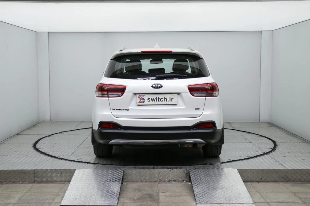 خرید و فروش کیا سورنتو UM - GT LINE - نیمه فول مدل 2016 نقد و اقساط