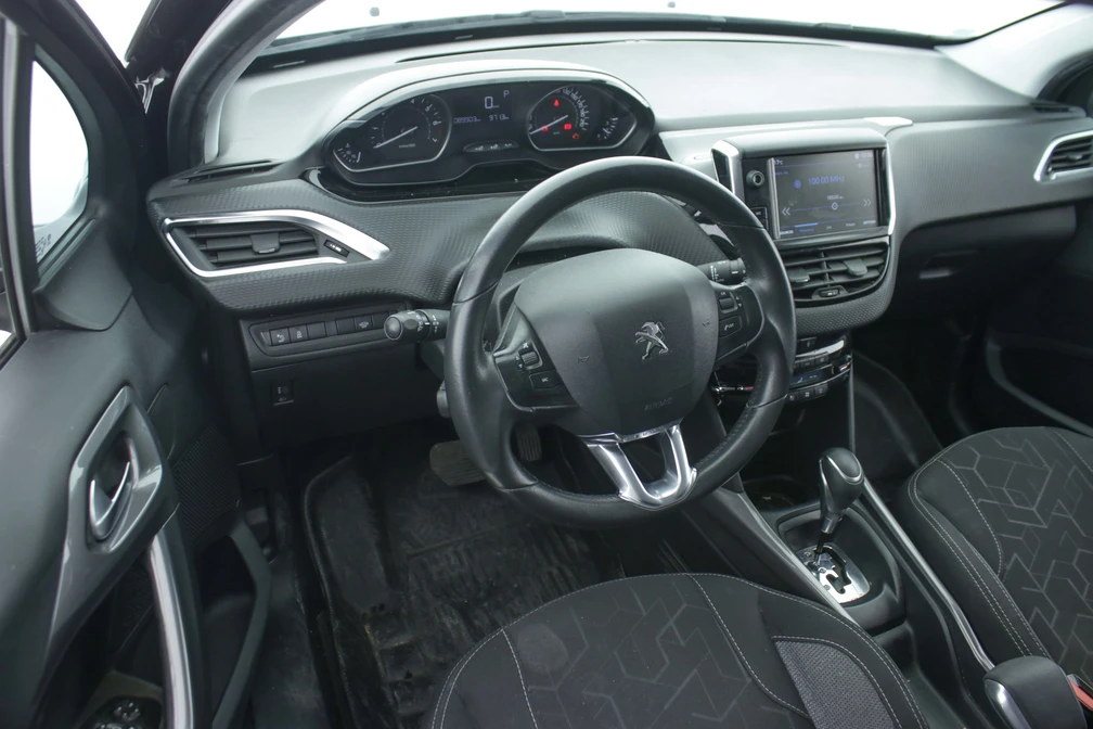 خرید و فروش پژو 2008 اتوماتیک مدل 1397 نقد و اقساط خرید و فروش پژو 2008 اتوماتیک مدل 1397 نقد و اقساط