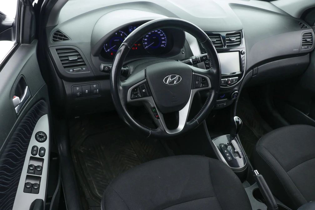 خرید و فروش هیوندای اکسنت (مونتاژ) اتوماتیک مدل 1397 نقد و اقساط