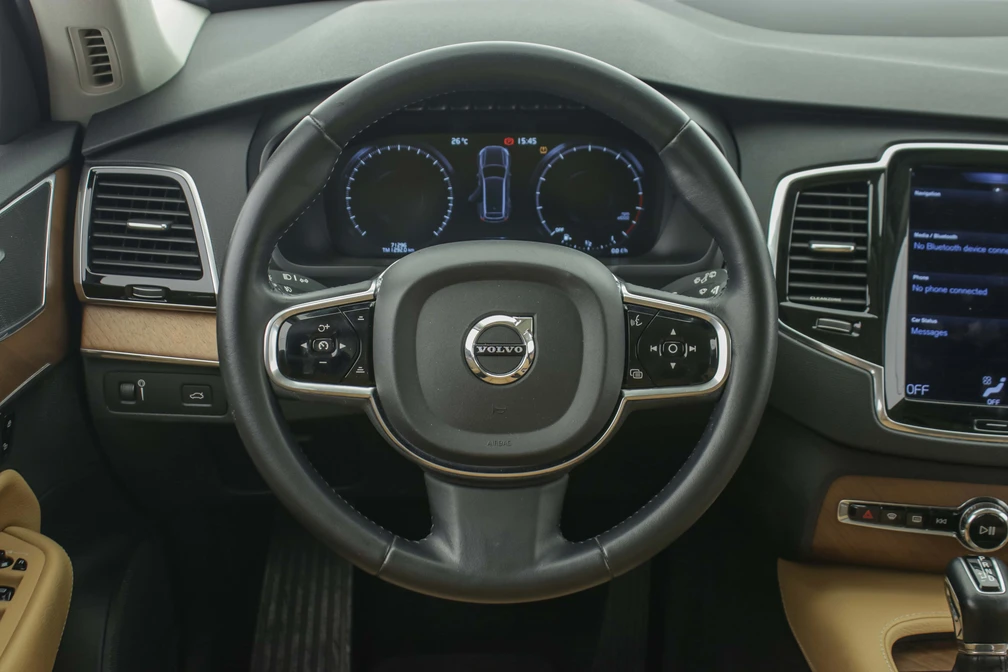 خرید و فروش ولوو XC90 اینسکریپشن مدل 2016 نقد و اقساط خرید و فروش ولوو XC90 اینسکریپشن مدل 2016 نقد و اقساط