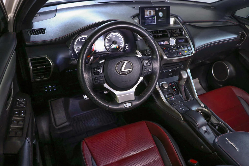 خرید و فروش لکسوس NX 200T - F SPORT - شش کلید - سقف فلز مدل 2016 نقد و اقساط